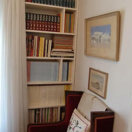 Vintage Artistic Apartment Athens