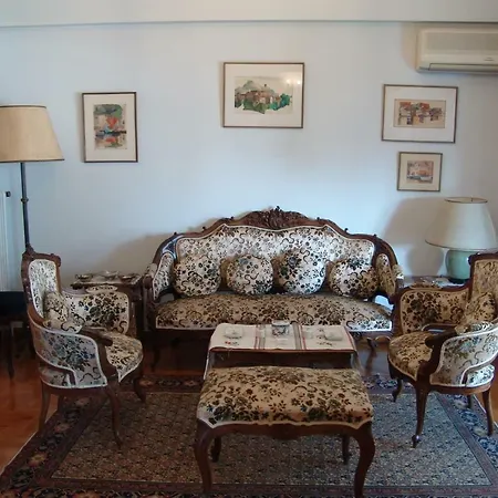 Vintage Artistic Apartment Athens